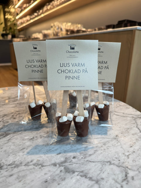 Varm choklad på pinne i mjölkchoklad